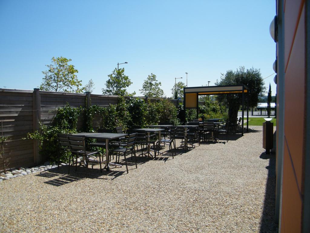 Ibis Budget Castelnaudary - A61 Luaran gambar