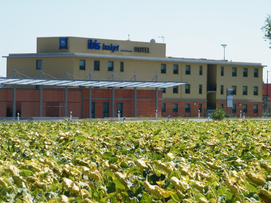 Ibis Budget Castelnaudary - A61 Luaran gambar